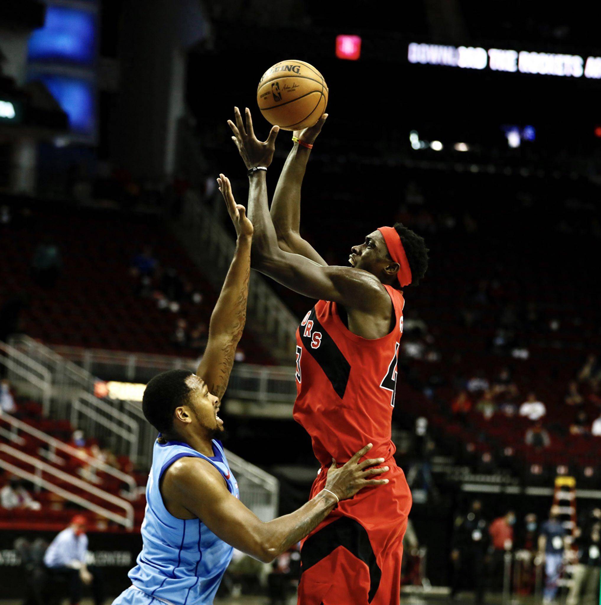 乐动体育-清晨布莱顿防线松动：CBA常规赛节点到来，底气十足，控场能力受关注的简单介绍