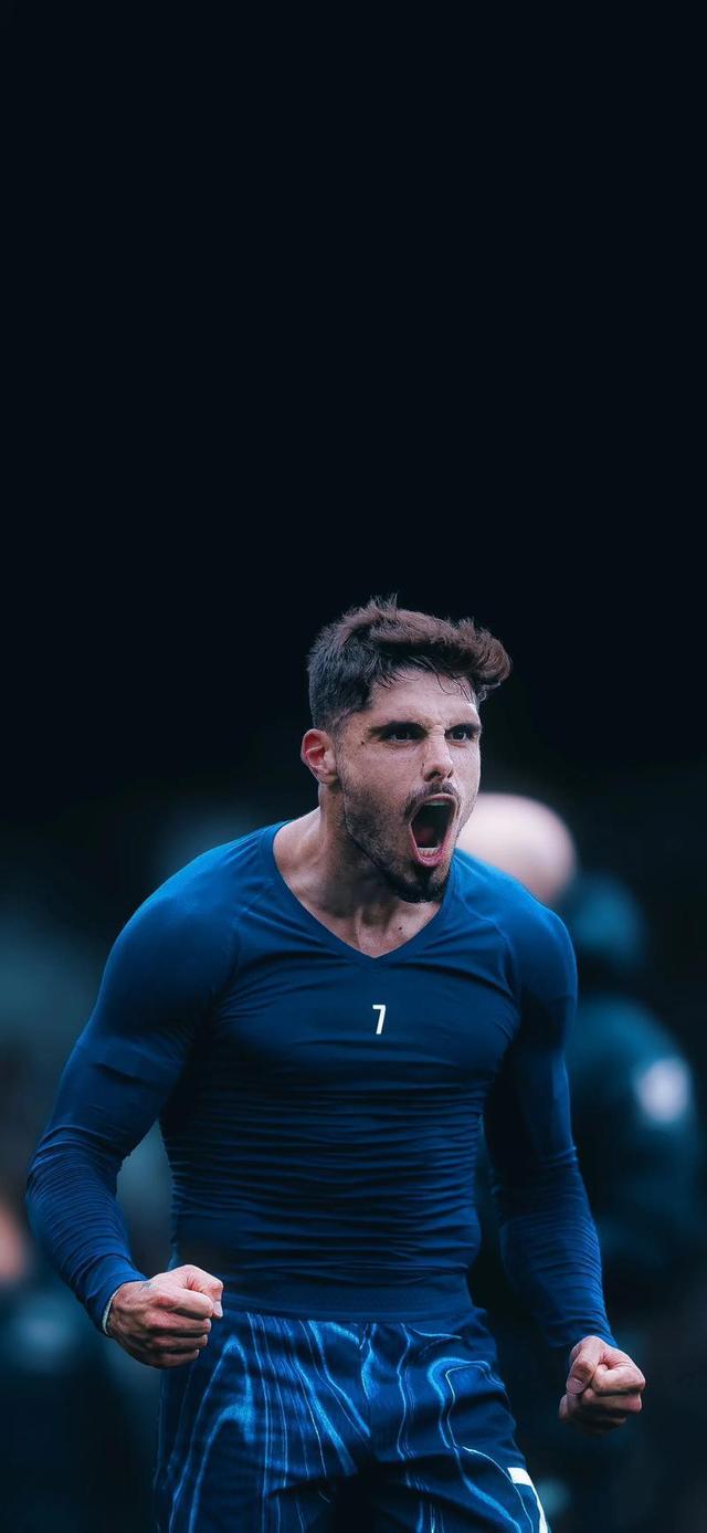 乐动体育-关于切尔西今晨防线松动；志在德甲名次提升；话题不断；年轻球员得到机会的信息